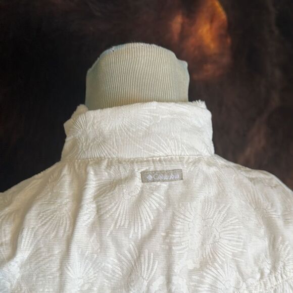 Columbia reversible vest XS (5025B) - Picture 9 of 10